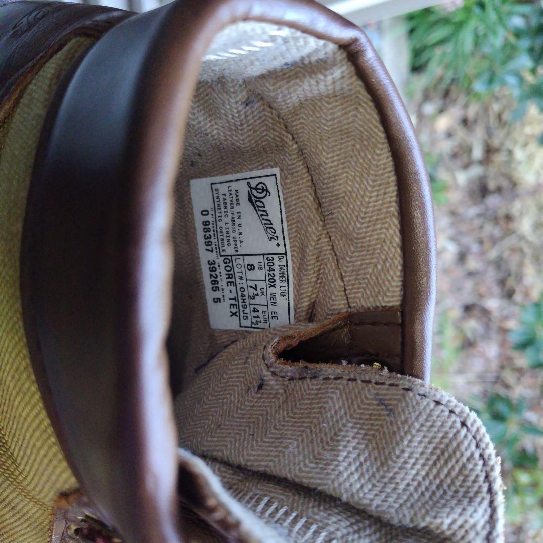 ダナーライト　白タグ　US8EE 26