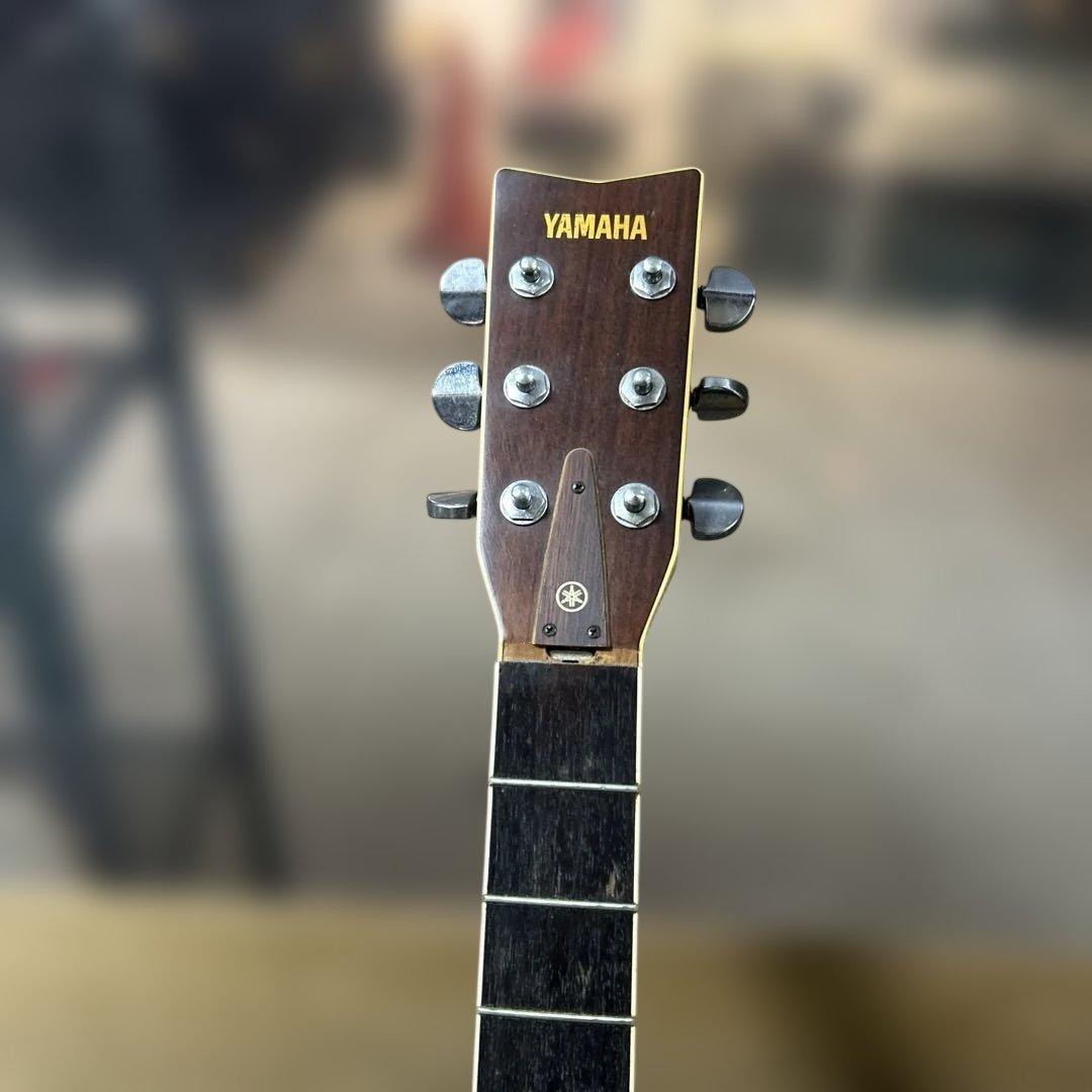 ヤマハ　YAMAHA アコースティックギター　FG-302