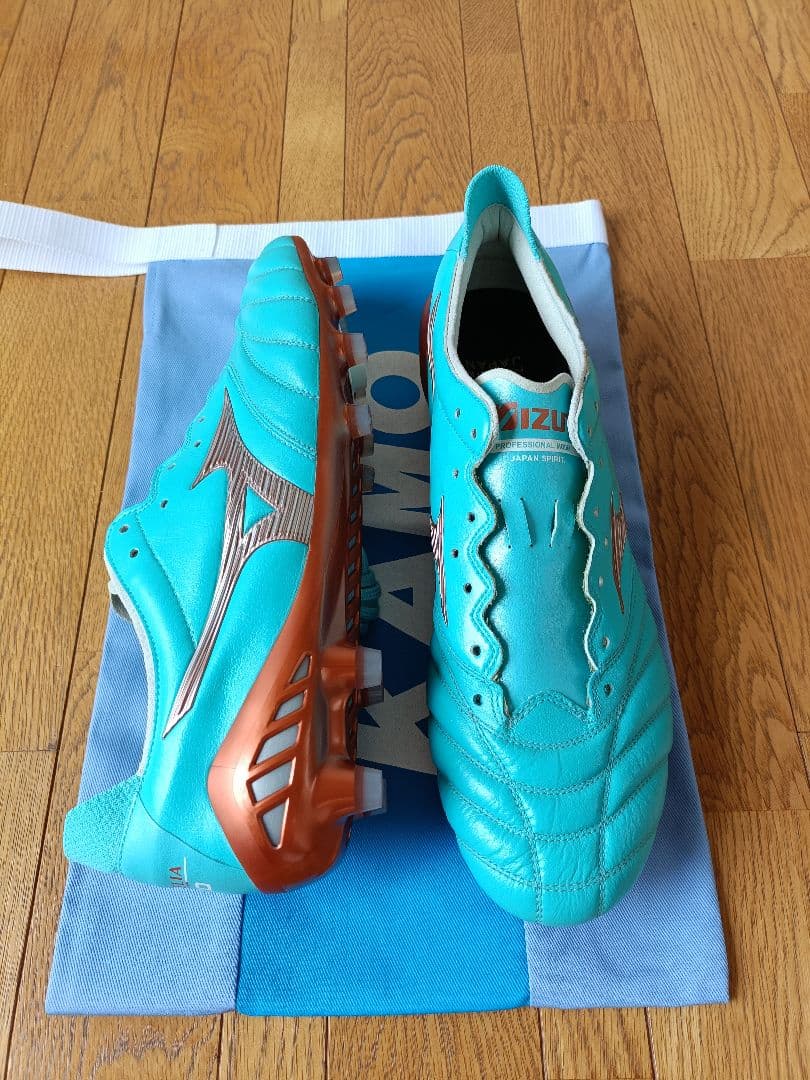 【新品未使用】ミズノ モレリアネオ3ジャパン アズールブルー 27.5cm