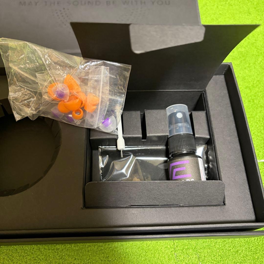 酒*t様 【使用少・美品】VISION EARS VE8 (Universal