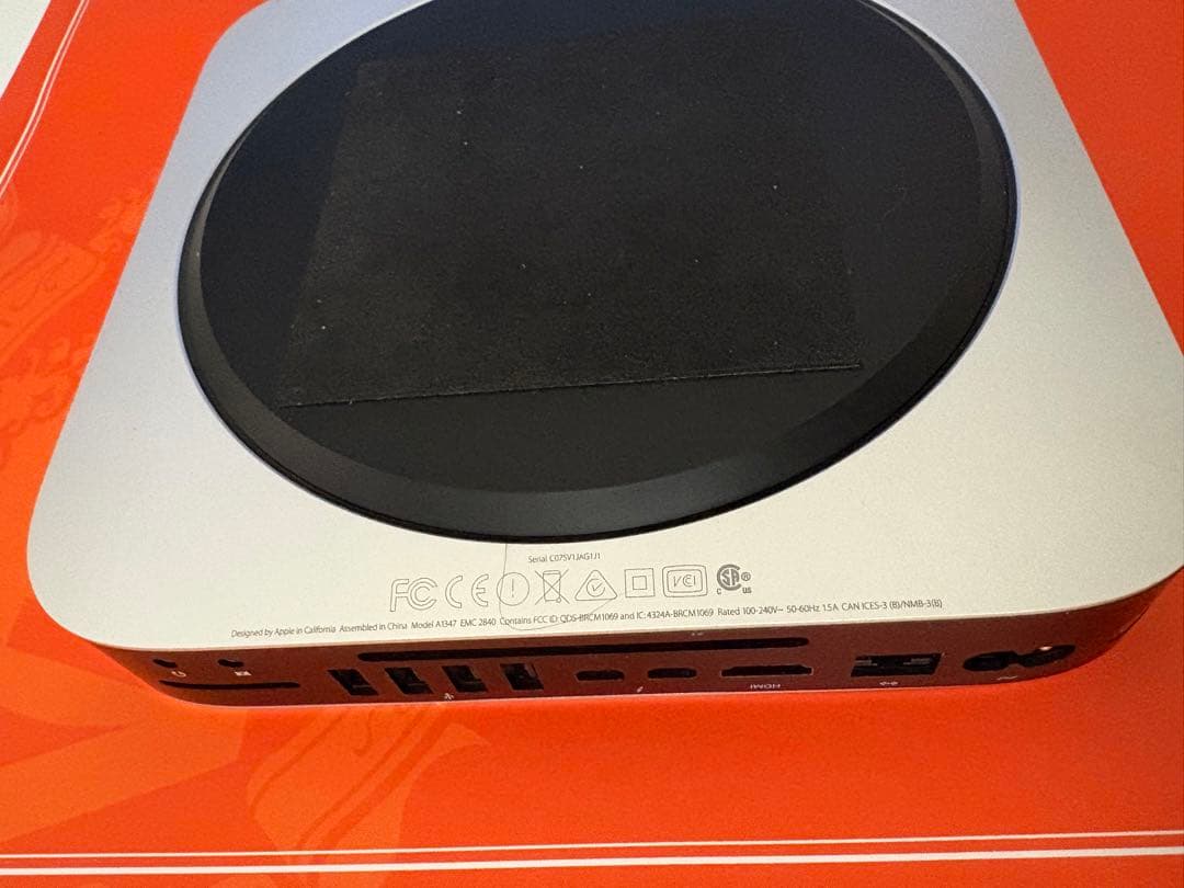 中古Macmini (Late2014) CPU: i5 メモリ：16GB