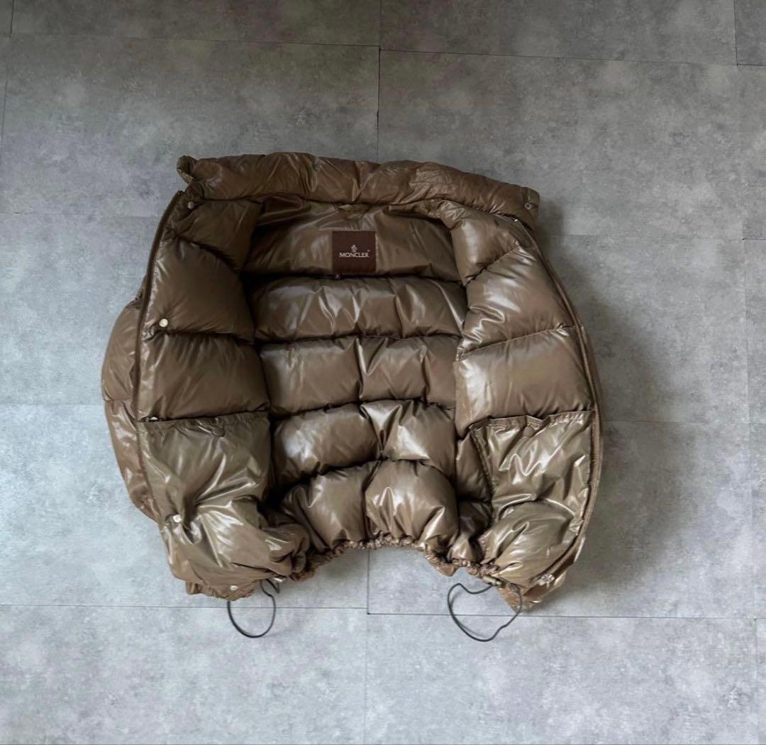 茶タグ⭐️モンクレールダウンジャケット　ブラウン