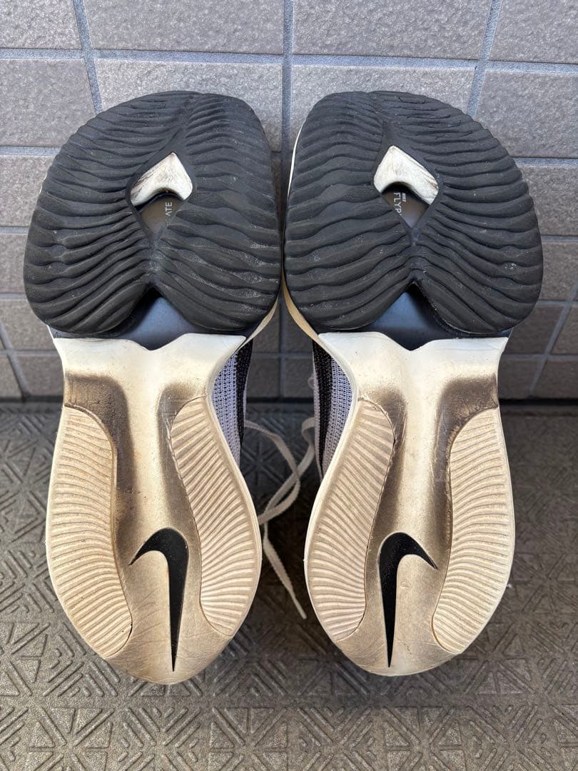 ナイキ　初代アルファフライネクスト%　キプチョゲモデル　２７.０