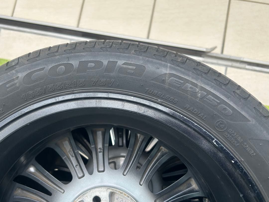 ダイハツ純正　タント カスタムRS 15インチ　４本セット