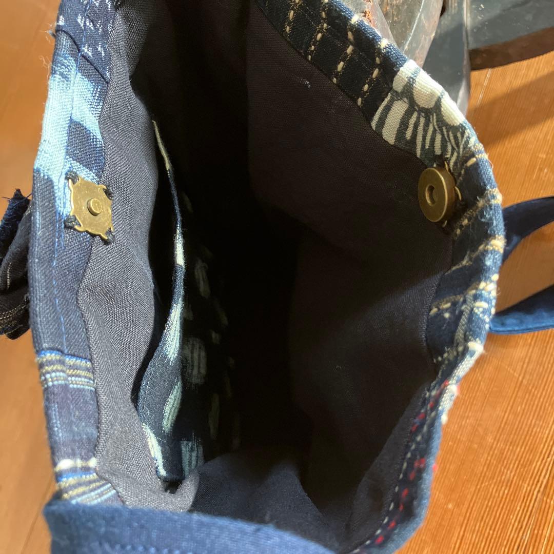 胡桃かごバックショルダー国産藍染型染め雪ん子刺し子山葡萄栃の実チャーム