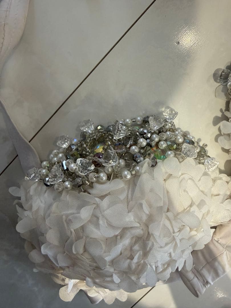 ベリーダンス衣装　白　ホワイトbachata インナーパンツ付き