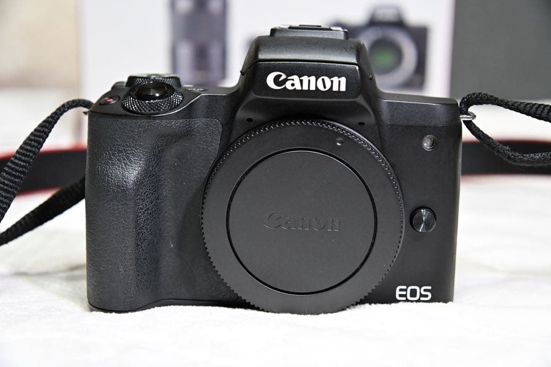Canon EOS kissM ミラーレスカメラ ダブルズームキット