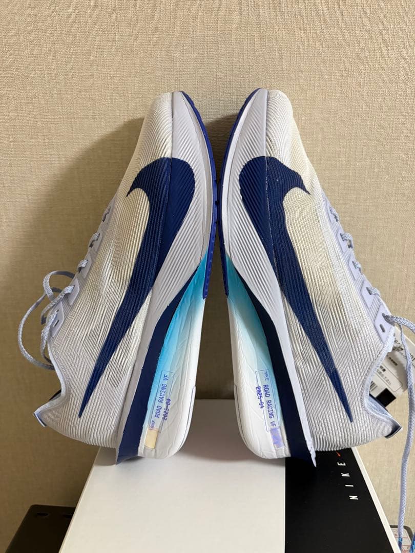 ZOOMX VAPORFLY NEXT% 4 26cm ホワイト/ブルー