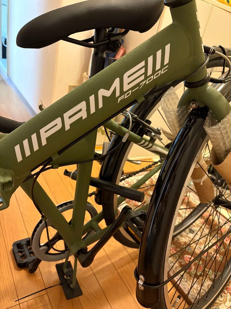 【最終値下げ】【新品未使用】700C型6段変速付折りたたみクロスバイク