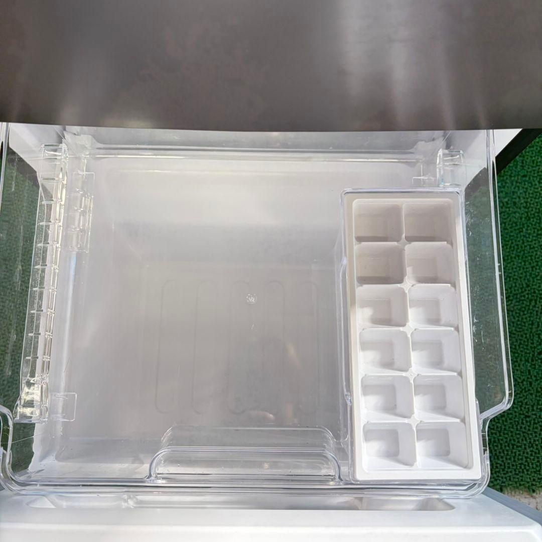 762 マッドブラック　付け替えどっちもドア　冷蔵庫　小型 一人暮らし　極美品