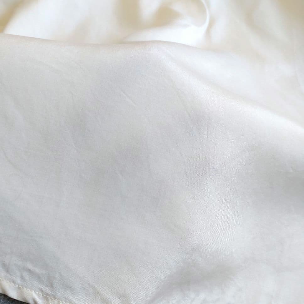 GUCCI　レギュラーカラーバックシェリーラインリボンテープシルクブラウス