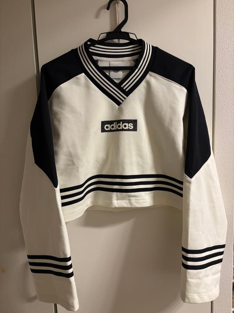 adidas ブロッキング クルーネック スウェットシャツ