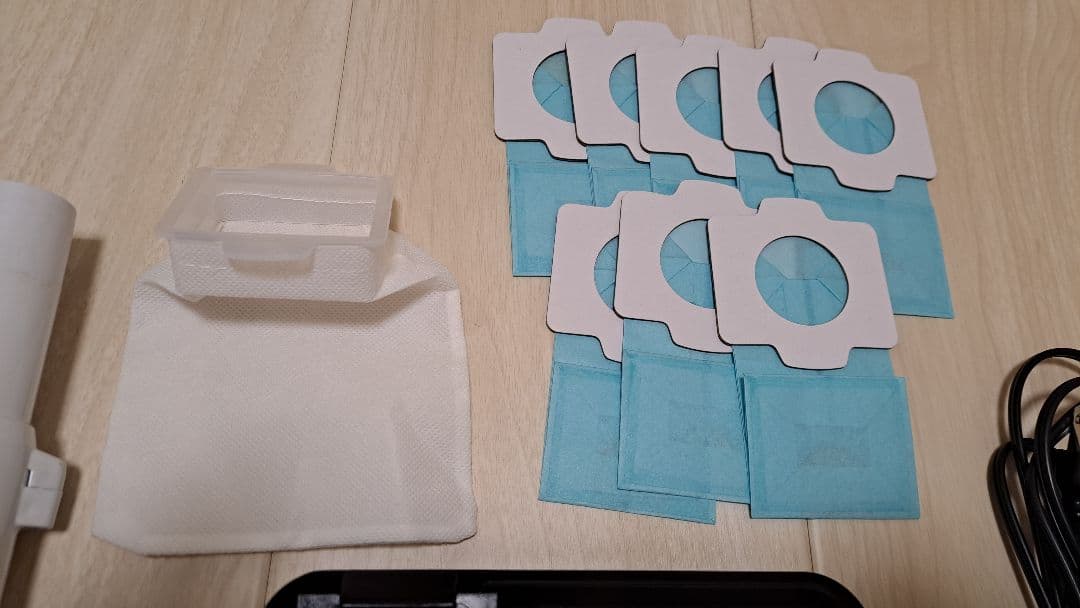 マキタ　充電式クリーナーCL107FD【バッテリー無し】ショートサイクロン付き