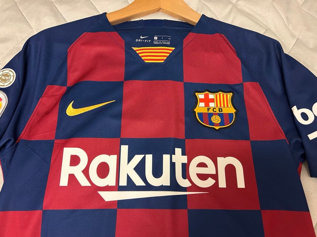 イン、セルジユニ