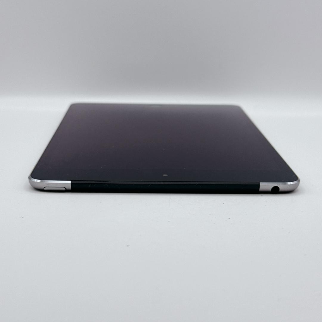 【良品】Apple iPad mini 4 16GB Wi-Fiモデル