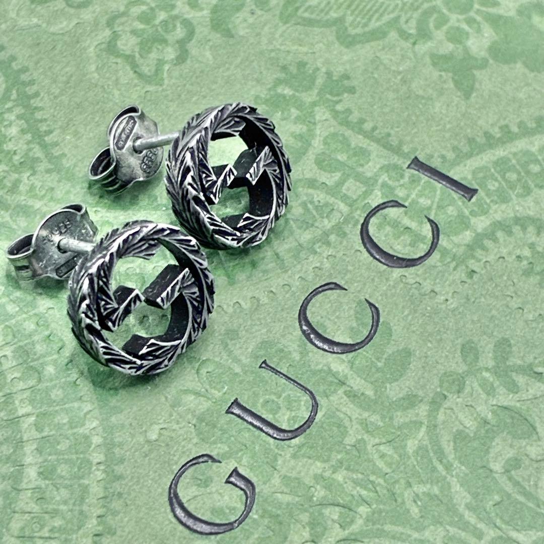 GUCCI グッチ　インターロッキング　ピアス　アラベスク　両耳　燻し　シルバー