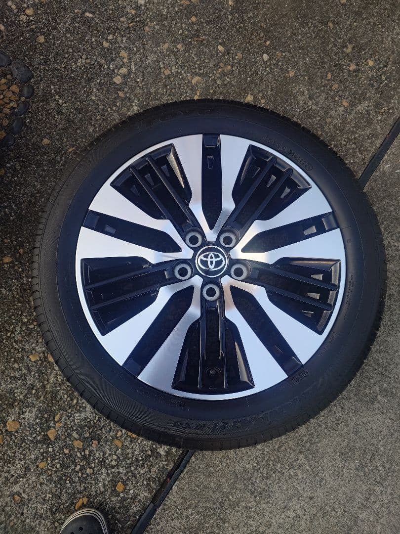 アルファード30系18インチ 純正ホイールセット