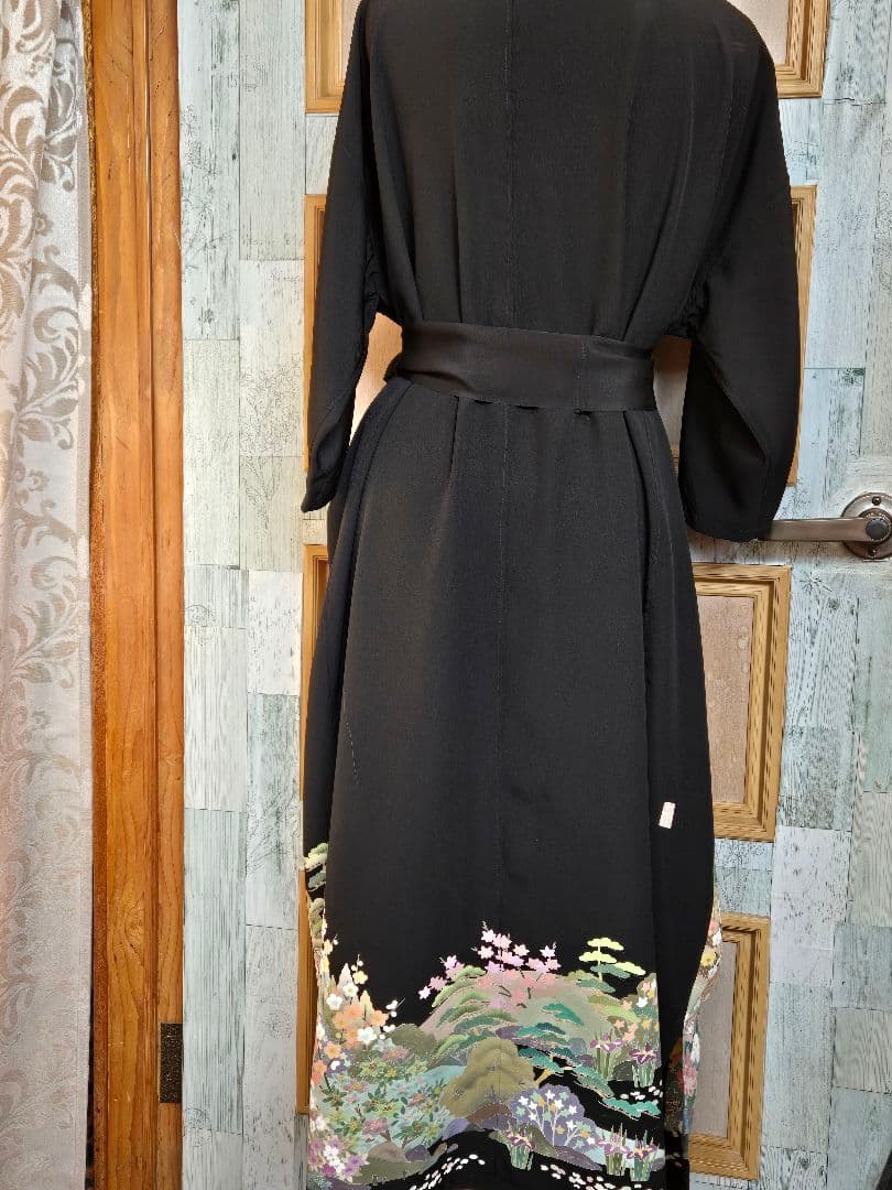 575　着物リメイク黒留袖 ワンピースロング