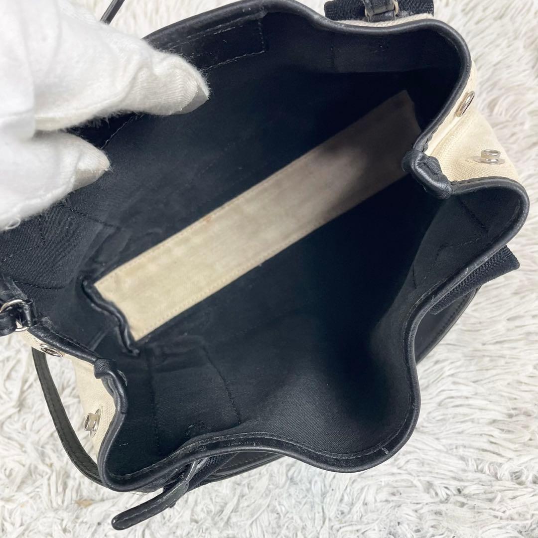 美品 バレンシアガ キャンバス 2WAY ショルダーバッグ ポーチ付き ホワイト