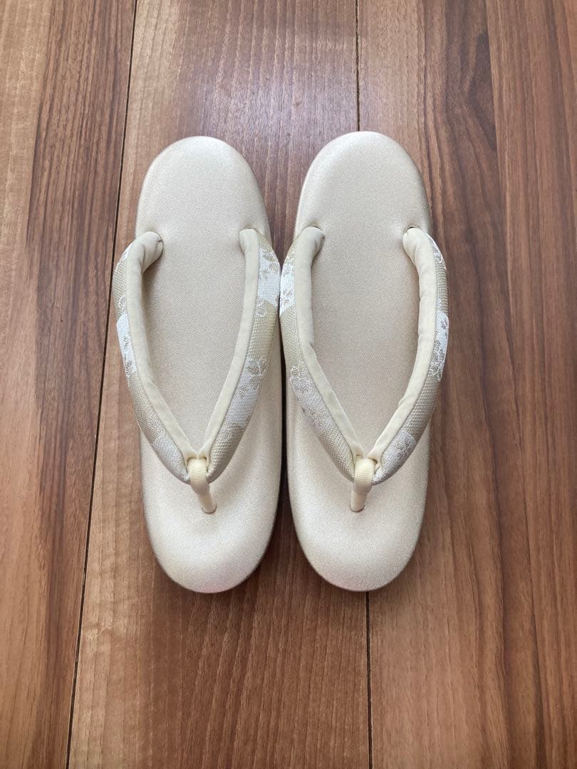 【超美品】【早い者勝ち】和装用バッグと草履セット アイボリー