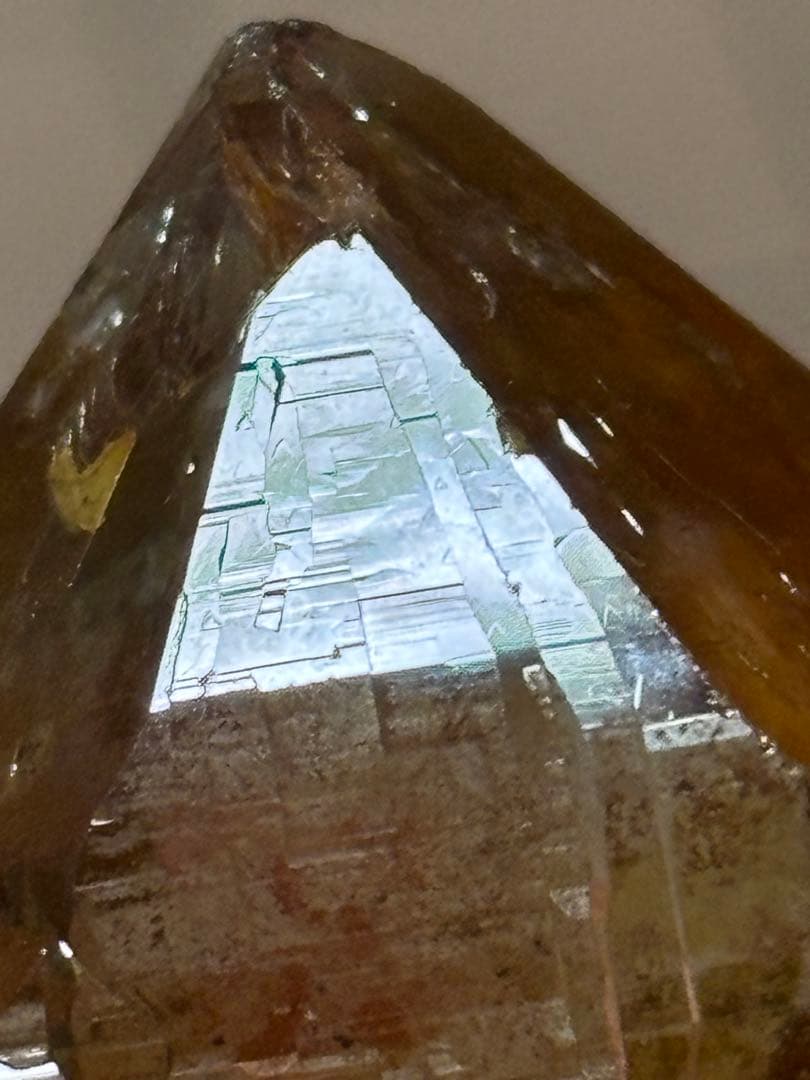 ネパール　ガネーシュヒマール　水晶ポイント　70g ゴールデンヒーラー　天然石