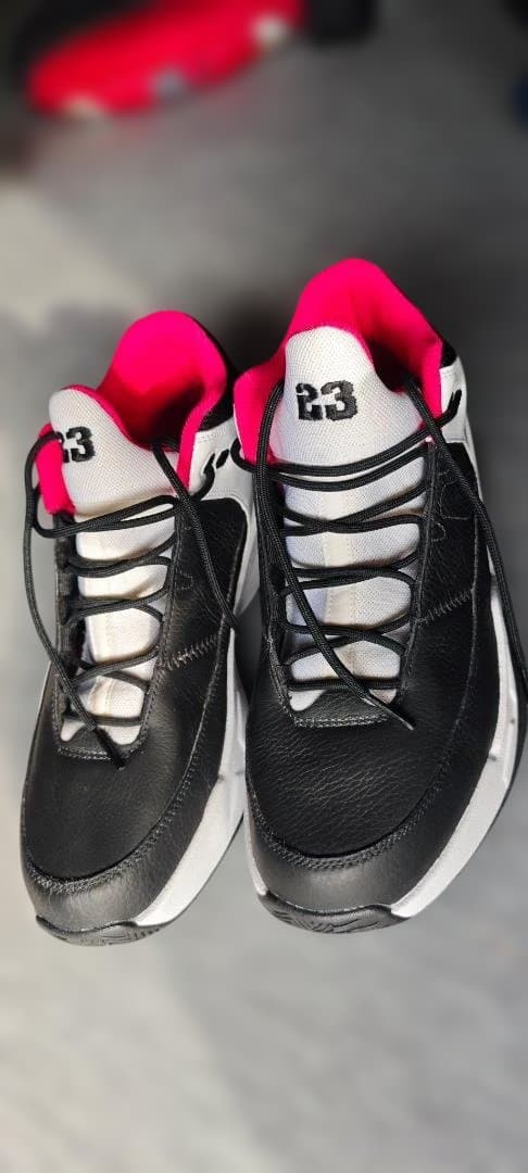 エアジョーダン マックス オーラ 3