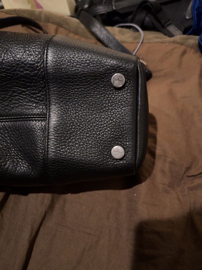 フェラガモLeather Dynamo Business Bag ビジネスバッグ