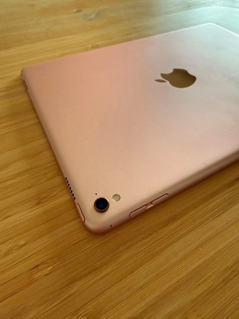 iPad Pro 9.7インチ 32GB WiFi （動作確認済）　A1673