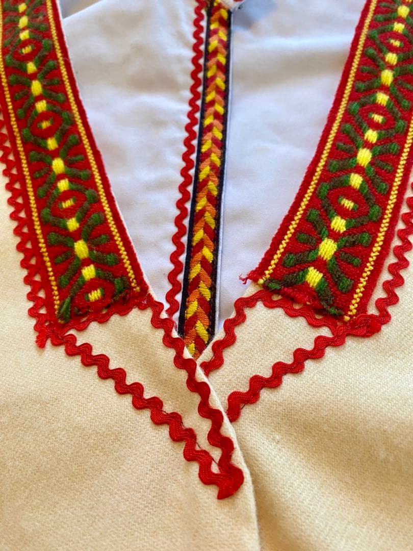 ハンドメイド 民族衣装 フォークダンス衣装