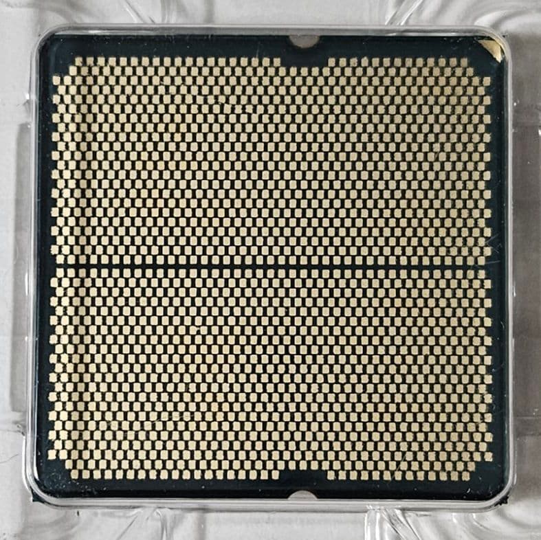 【美品】 AMD Ryzen 7 7800X3D バルク版 動作確認済み AM5