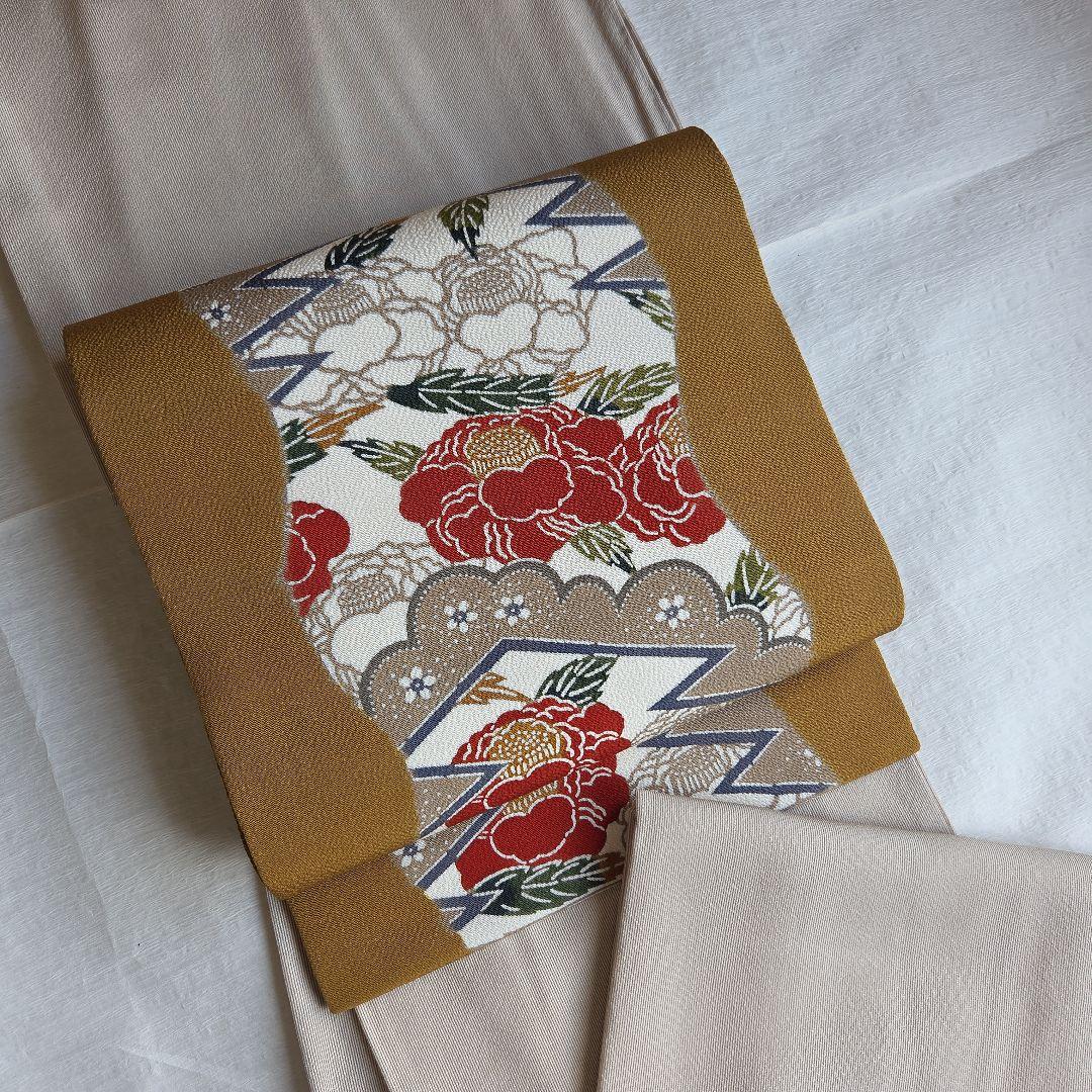 松皮菱と椿柄　栗山吉三郎　和染紅型名古屋帯