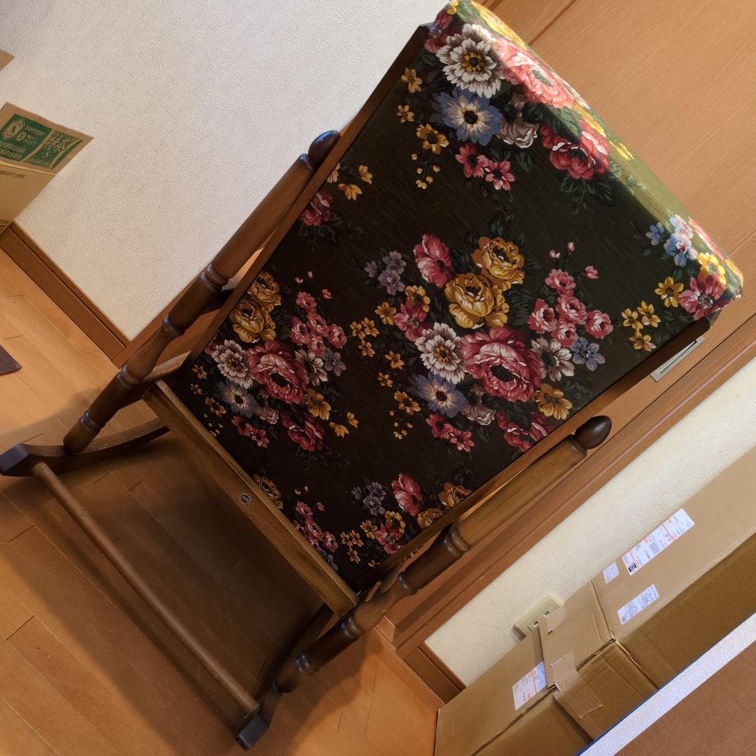 ビンテージ　東洋家具製　ロッキングチェア　オットマン付き　花柄　TOYO