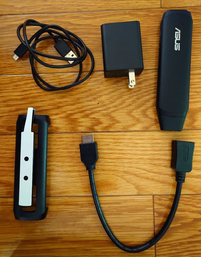 スティック型PC ASUS VivoStick TS10-B078D