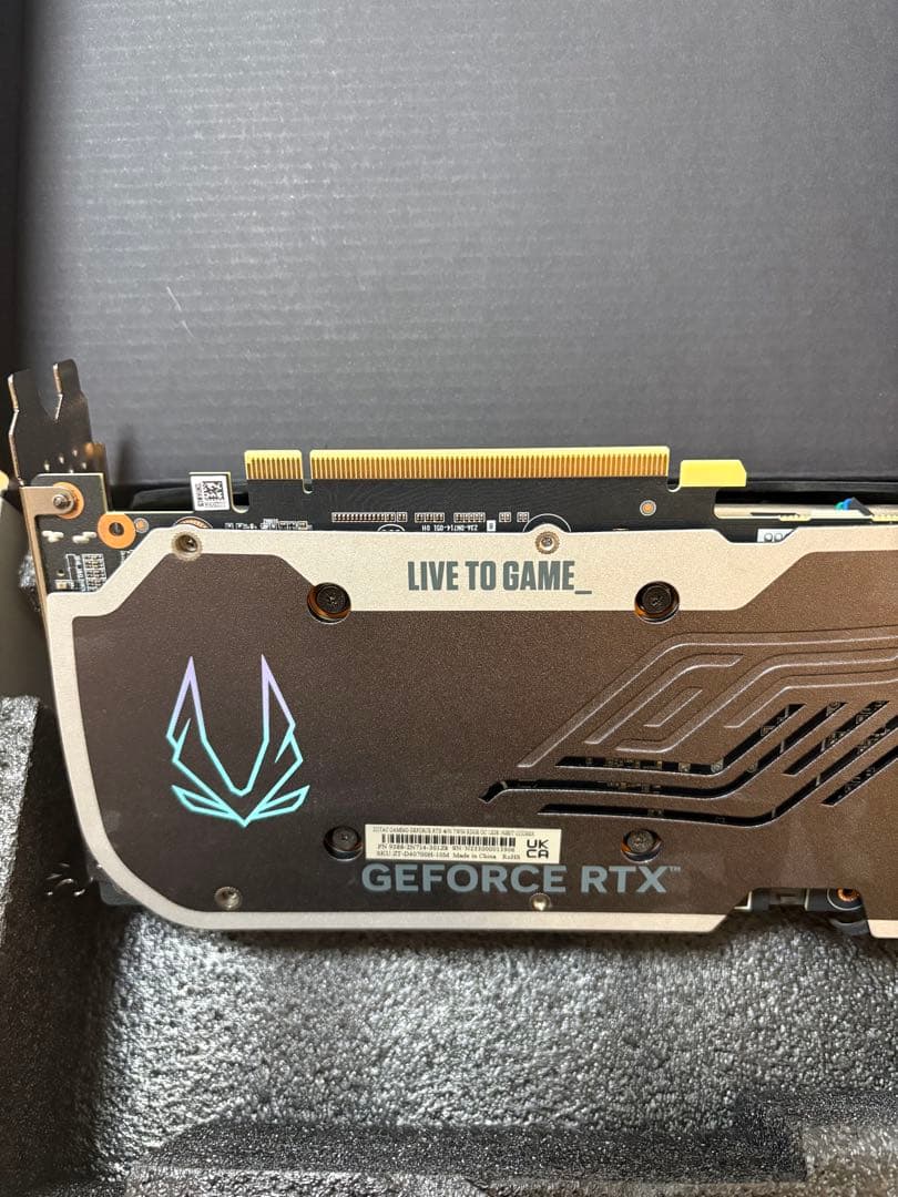 ひ*ぎ様 【動作確認済】ZOTAC Geforce RTX4070 12GB