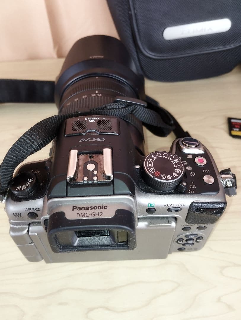 美品　一眼レフ LUMIX Panasonic DMC−GH2 セット