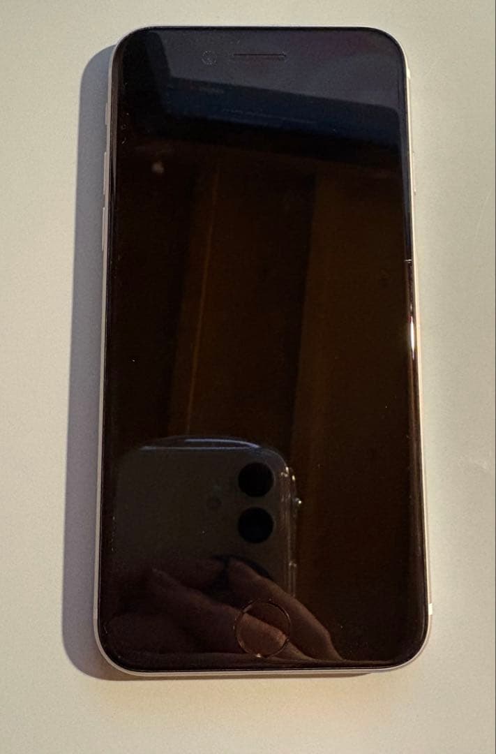 iPhone SE第二世代 128GB ホワイト