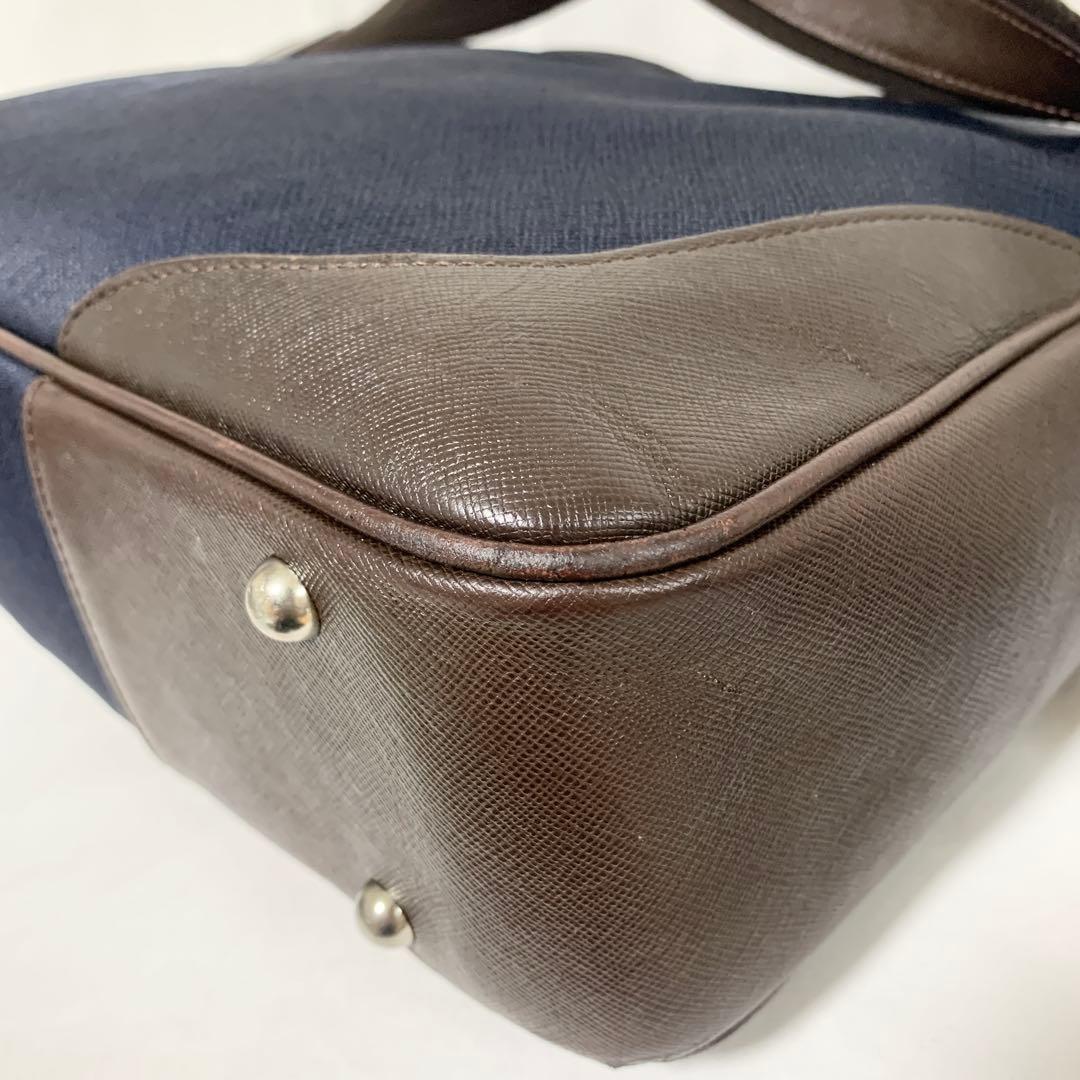 【A4収納可能】ペッレモルビダ　キャピターノ　ビジネスバッグ　ブリーフケース