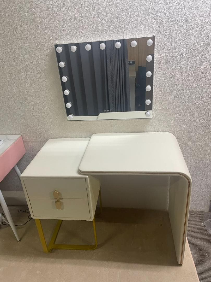 ホワイト ドレッサー デスクのみ 訳あり品　写真をご確認202-60-①