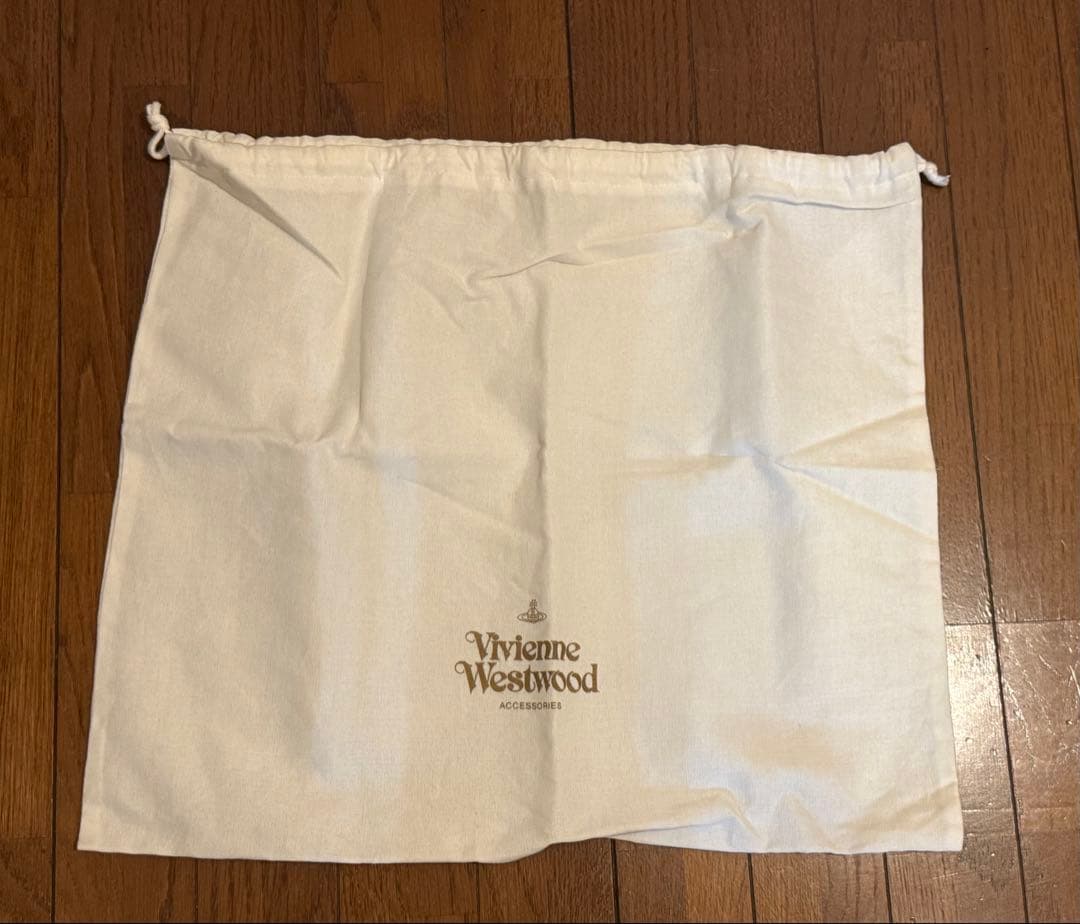 超希少【Vivienne Westwood 】チャーム付きレザーミニボストン