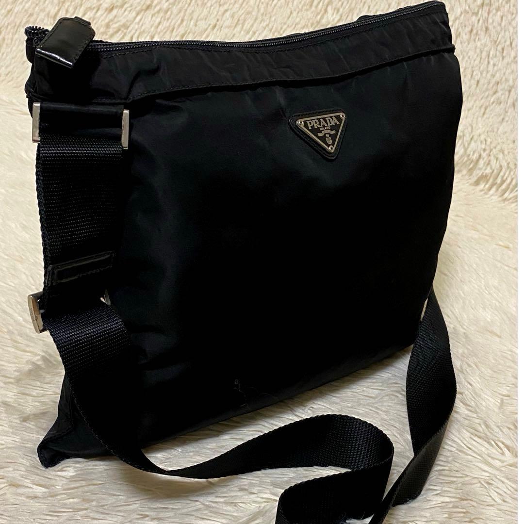 mimo@プロフ必読♡PRADA プラダテスート　ショルダーバッグブラック