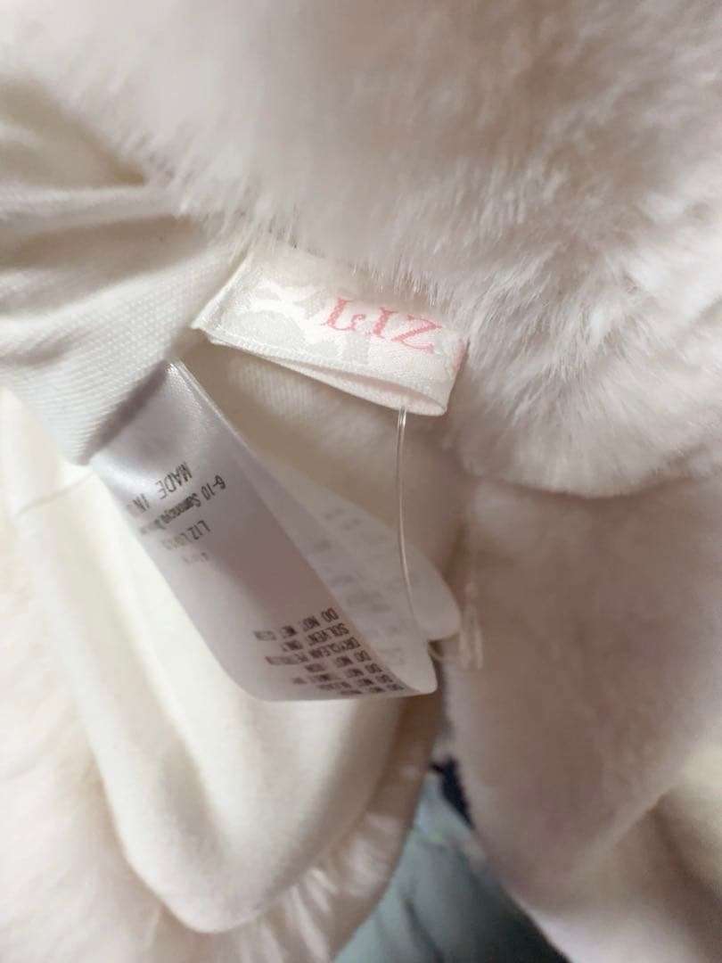 LIZLISA ミルフィーユレースポンチョ ホワイト