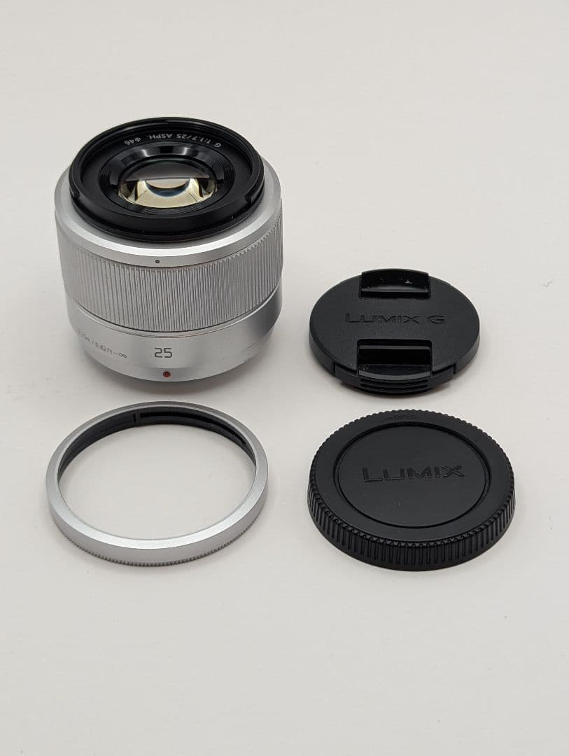 Panasonic LUMIX G 25mm f1.7 シルバー