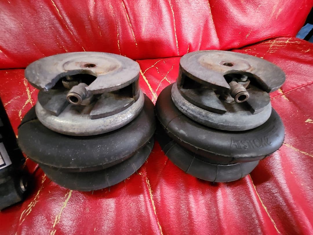 ⑦ ACCエアサス　トヨタqnc系bB ショックRSR、BESTI加工