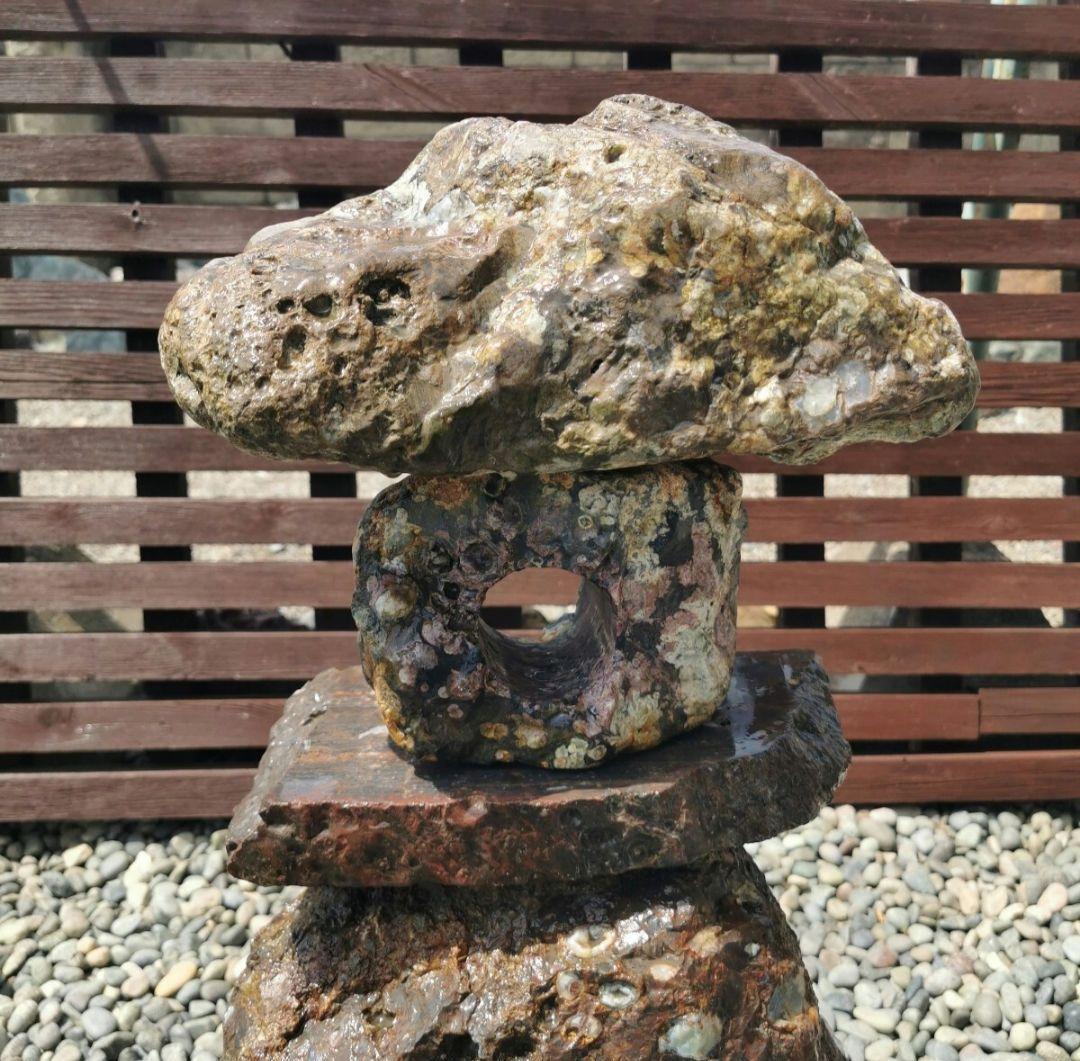 新潟産　梅花石　灯籠　庭石　石　鑑賞石 庭　坪庭　ガーデニング