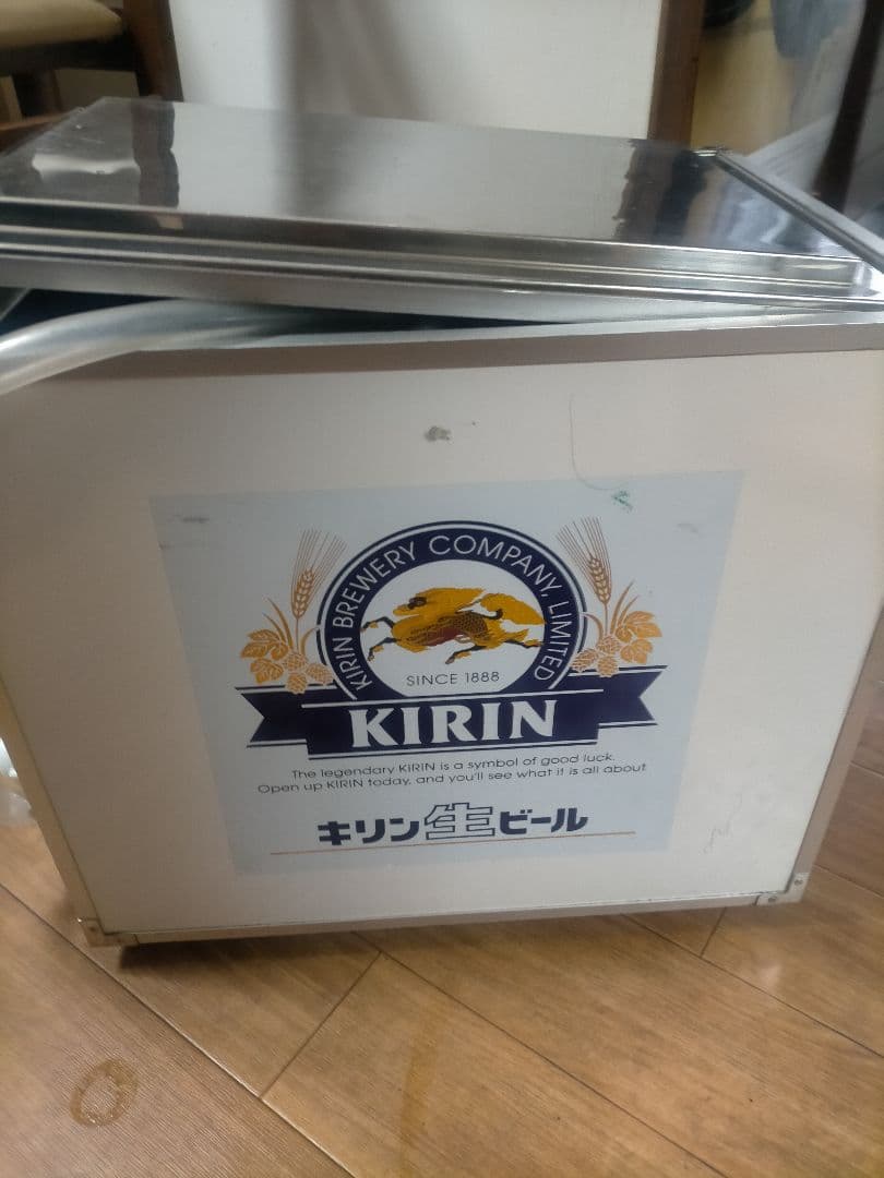 キリン ビールサーバー氷式コンセント不要。減圧弁。洗浄タンクレンチブラシ全部1式