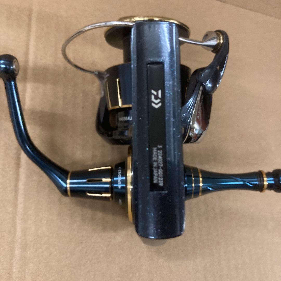 割引中！ステッカー屋さん 専用　23ソルティガ4000H 美品