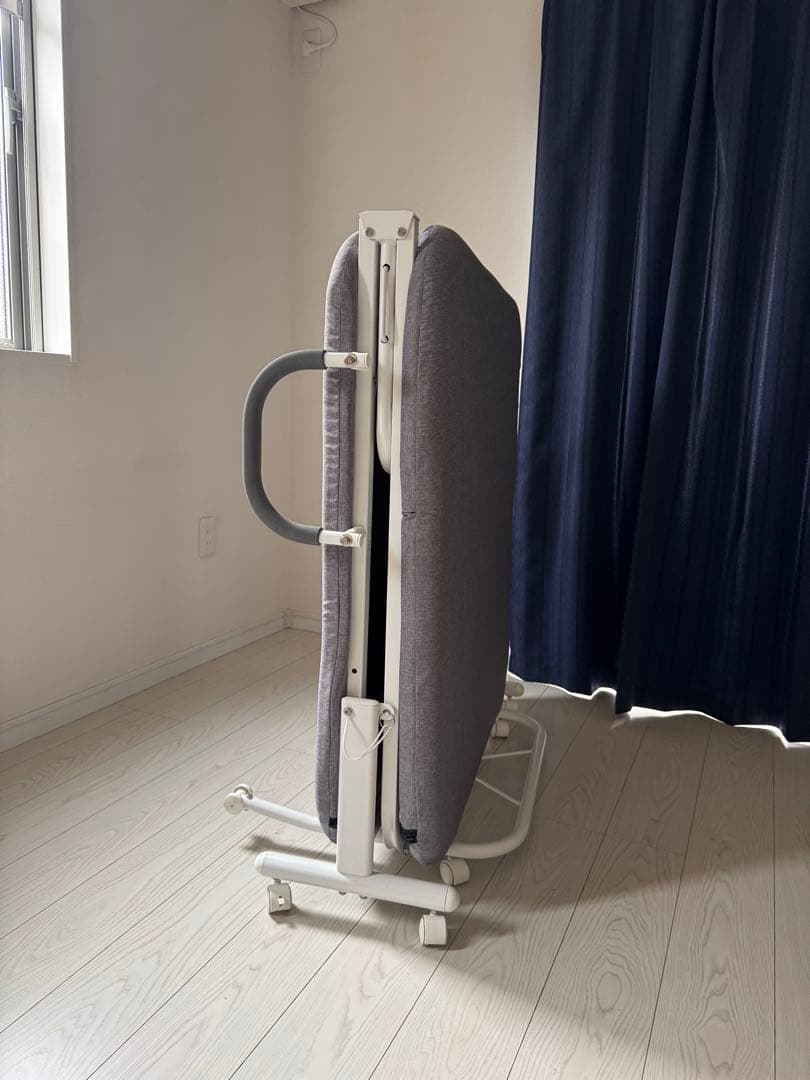 折りたたみベッド キャスター付き グレー 90kg耐荷重