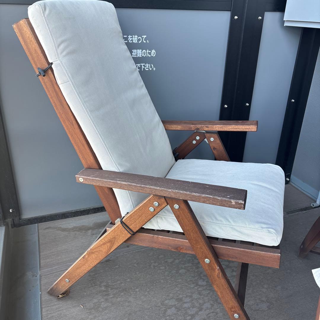 リクライニングアウトドアチェア クリーム色