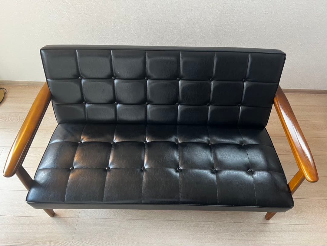 美品⭐︎カリモク60 Kチェア 2シーター ウォールナット スタンダード ブラック