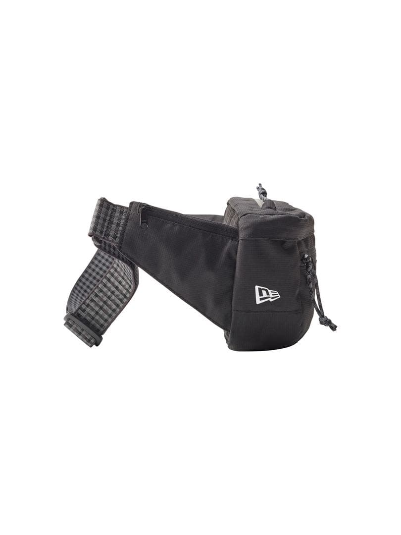 familiar newera ボディバッグ Black